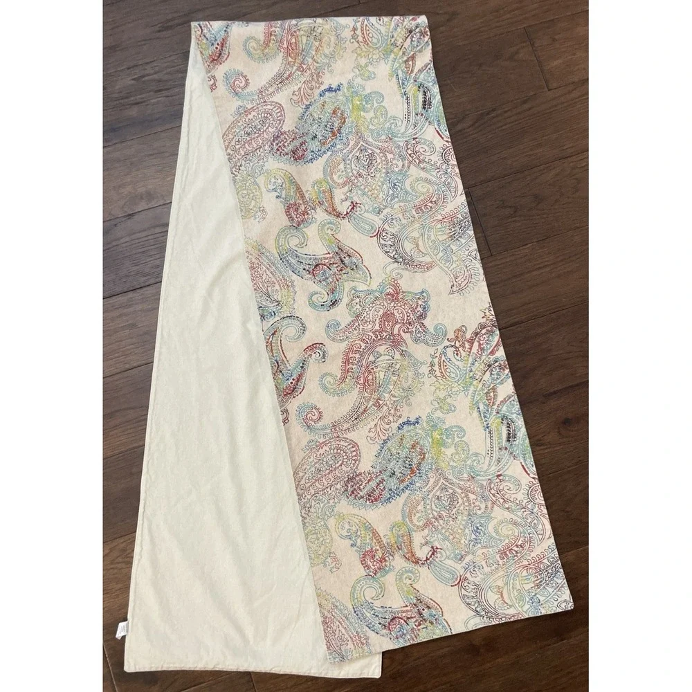 World Market 100% Cotton Paisley Multicolor 16 X 90
